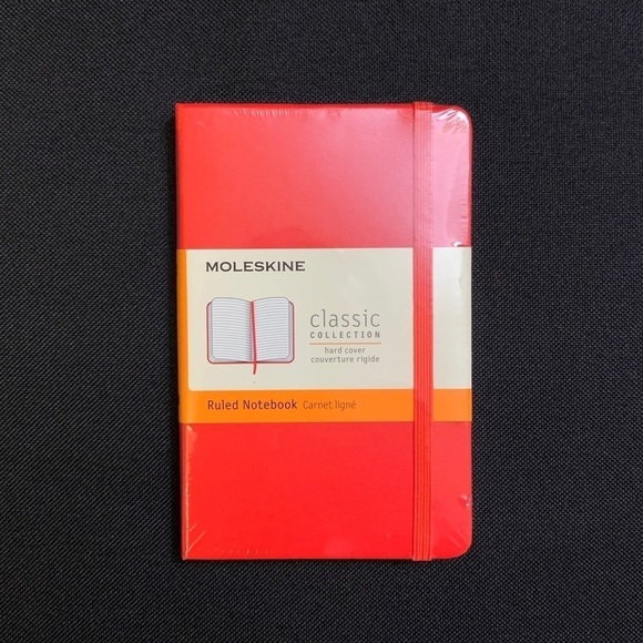 MOLESKINE Classic Pocket Notebook Lined Ruled Hard Cover — 5 X 8.25” — Red - Picture 1 of 2